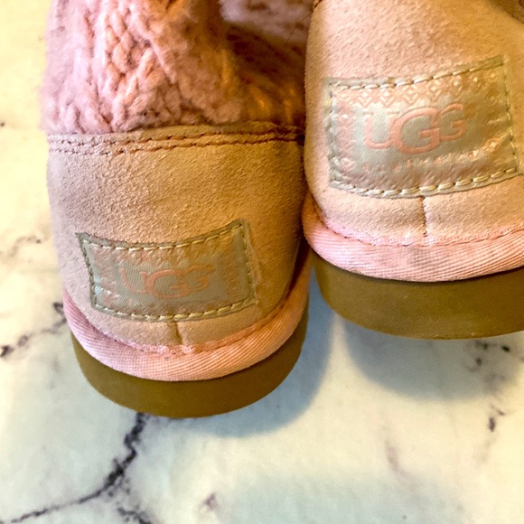 UGG Sweater Style Boots - Picture 2 of 5